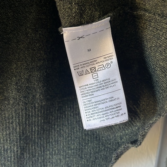 Mens Old Navy Crewneck Sweater - Picture 5 of 6